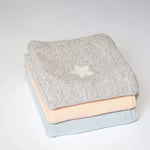 Bild in den Galerie-Viewer laden, Babydecke Charlie Kaschmir - Klüngelkram Papa Lobster