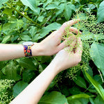 Bild in den Galerie-Viewer laden, Blumenwildnis á la Romantik - Klüngelkram Bettine Brentano