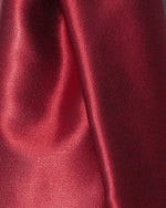 Bild in den Galerie-Viewer laden, Damenschal rot Seide - Klüngelkram Indian Affairs