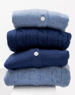 Bild in den Galerie-Viewer laden, Mädchen - Strickjacke Dunkelblau Wolle - Klüngelkram Indian Affairs