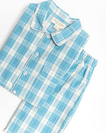 Bild in den Galerie-Viewer laden, Unisex Pyjama blaugrün kariert - Klüngelkram Indian Affairs