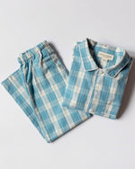 Bild in den Galerie-Viewer laden, Unisex Pyjama blaugrün kariert - Klüngelkram Indian Affairs