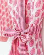 Bild in den Galerie-Viewer laden, Damen Morgenmantel Kimono rosa leafs
