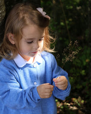 Mädchen Strickjacke mittelblau Wolle - Klüngelkram Indian Affairs